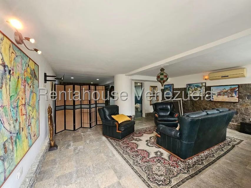 Casa (Duplex) en Venta en Los Guayabitos, Distrito Metropolitano - 43
