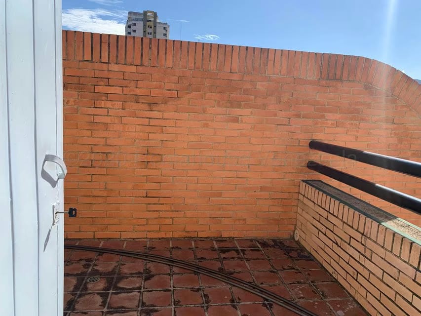 Townhouse (Duplex) en Venta en Trigal Norte, Carabobo - 11