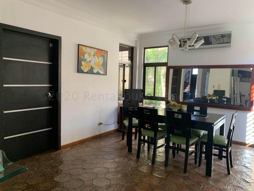 Townhouse (Duplex) en Venta en Trigal Norte, Carabobo - 4