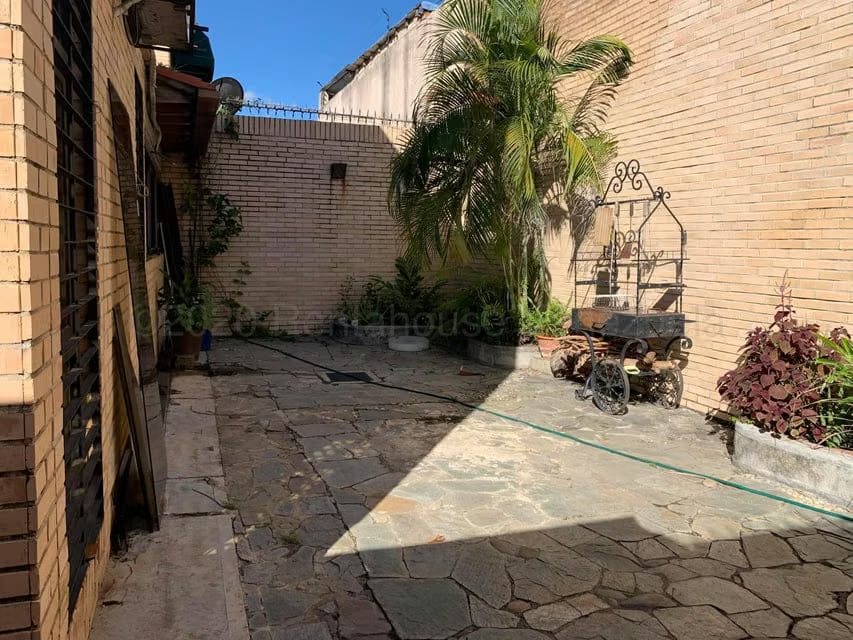 Townhouse (Duplex) en Venta en Trigal Norte, Carabobo - 35