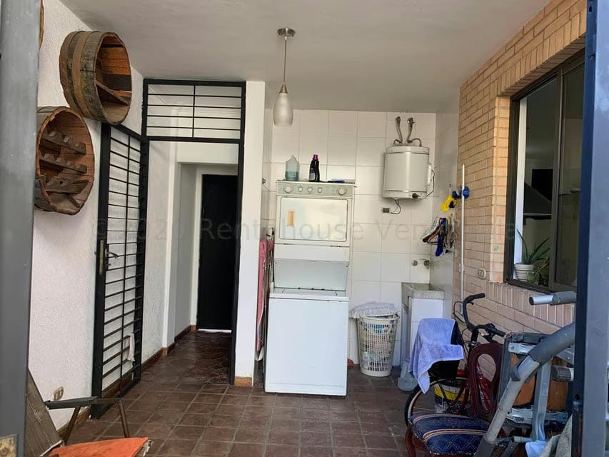 Townhouse (Duplex) en Venta en Trigal Norte, Carabobo - 36