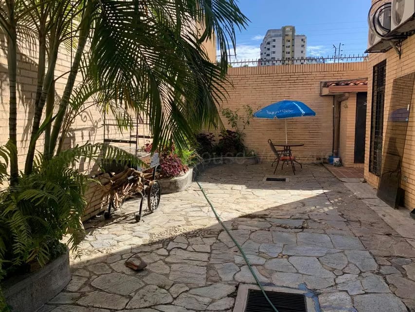 Townhouse (Duplex) en Venta en Trigal Norte, Carabobo - 39