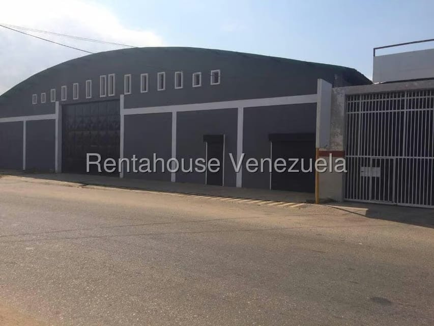 Comercial (Galpon - Deposito) en Alquiler en Intercomunal, Zulia - 14