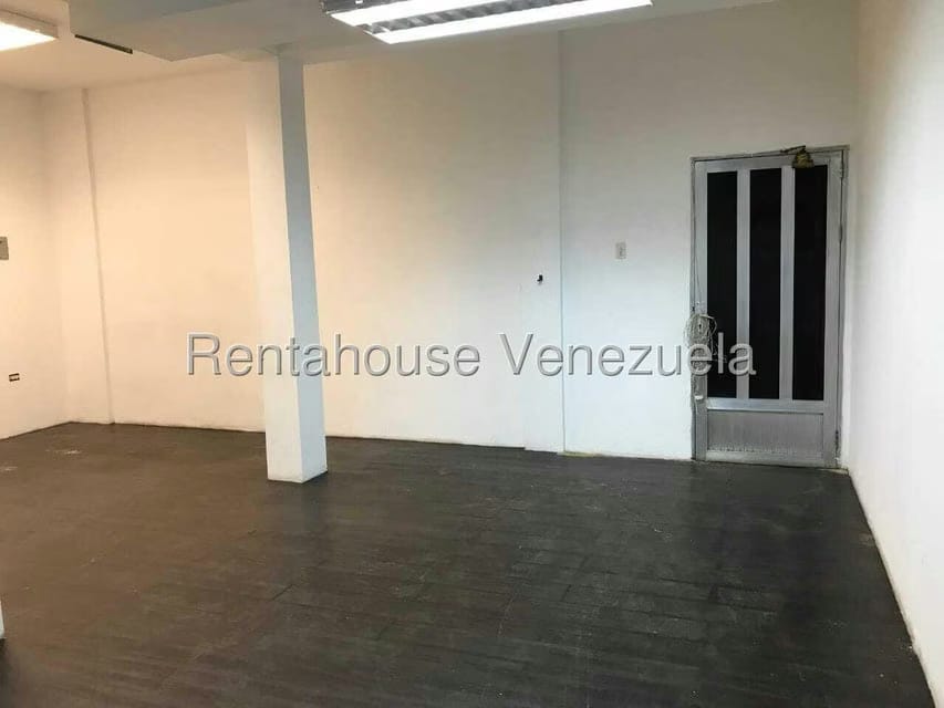 Comercial (Galpon - Deposito) en Alquiler en Intercomunal, Zulia - 4
