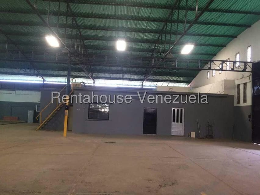 Comercial (Galpon - Deposito) en Alquiler en Intercomunal, Zulia - 6
