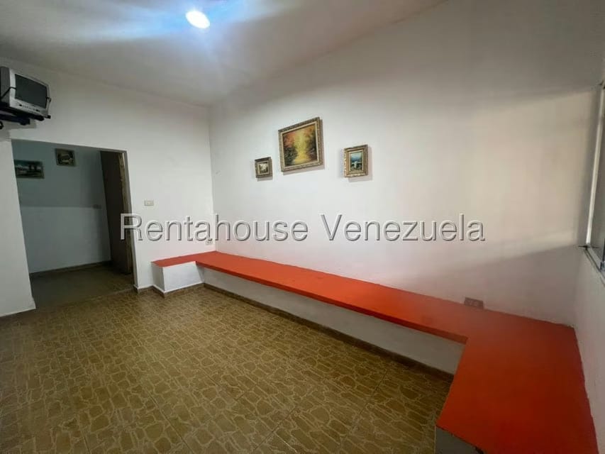 Casa (1 Nivel) en Alquiler en Nueva Segovia, Lara - 3