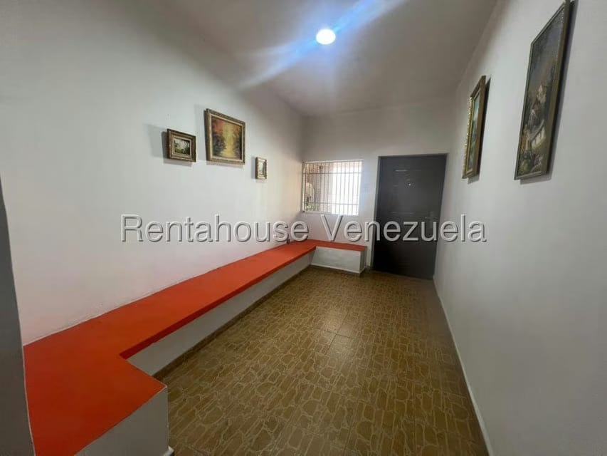 Casa (1 Nivel) en Alquiler en Nueva Segovia, Lara - 5