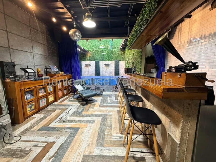 Apartamento (1 Nivel) en Venta en La Castellana, Distrito Metropolitano - 4