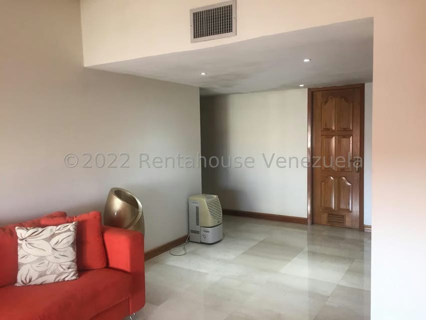 Apartamento (1 Nivel) en Venta en La Lago, Zulia - 13