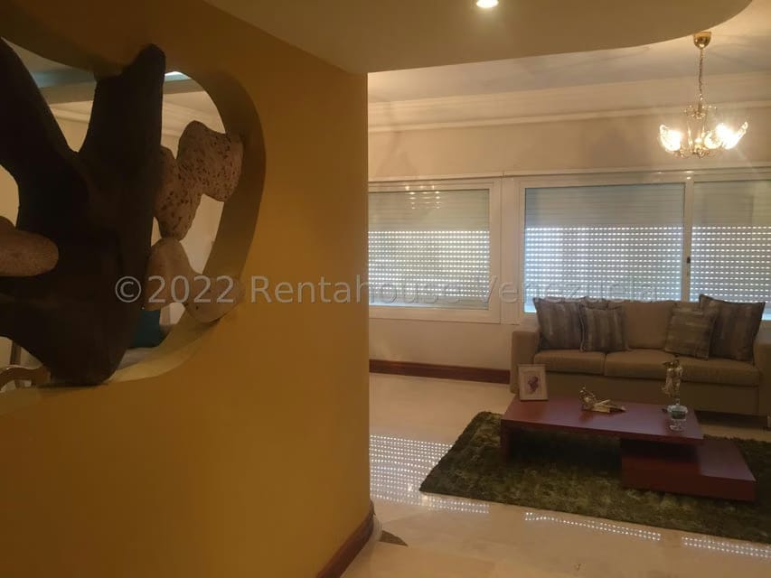 Apartamento (1 Nivel) en Venta en La Lago, Zulia - 3
