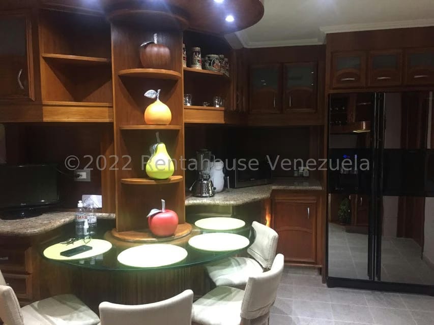 Apartamento (1 Nivel) en Venta en La Lago, Zulia - 9