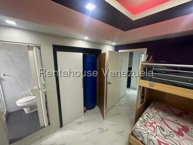 Apartamento (1 Nivel) en Alquiler en Las Delicias de Sabana Grande, Distrito Metropolitano - 11