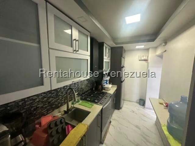 Apartamento (1 Nivel) en Alquiler en Las Delicias de Sabana Grande, Distrito Metropolitano - 19