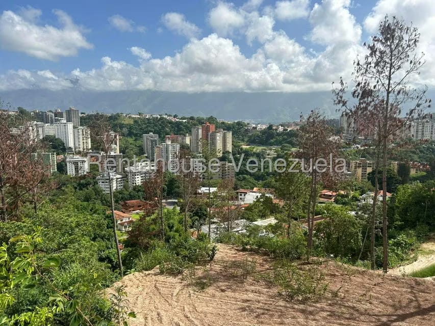 Casa (Multipes Niveles) en Venta en Cerro Verde, Distrito Metropolitano - 6