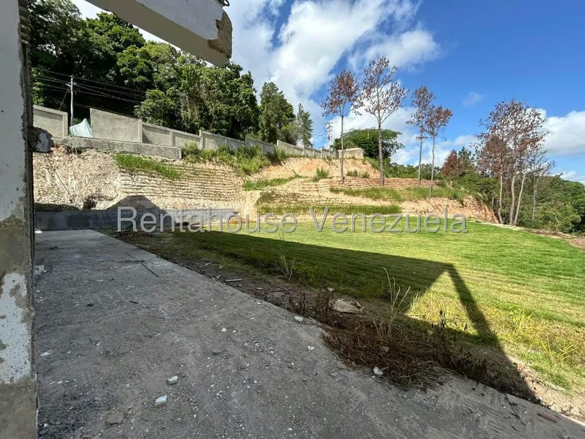 Casa (Multipes Niveles) en Venta en Cerro Verde, Distrito Metropolitano - 8