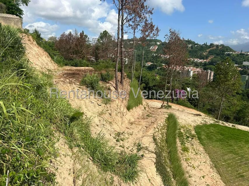Casa (Multipes Niveles) en Venta en Cerro Verde, Distrito Metropolitano - 9