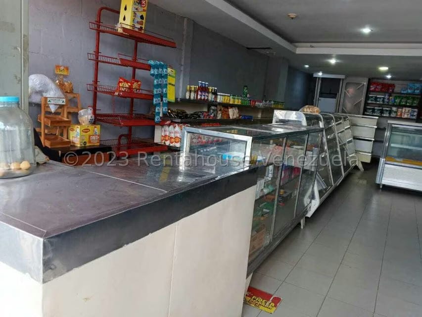 Comercial (Local Comercial) en Venta en Circunvalacion Dos, Zulia - 11