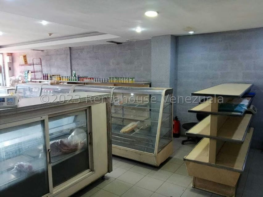 Comercial (Local Comercial) en Venta en Circunvalacion Dos, Zulia - 15