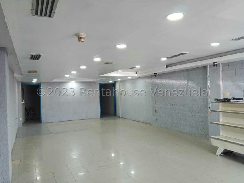 Comercial (Local Comercial) en Venta en Circunvalacion Dos, Zulia - 18