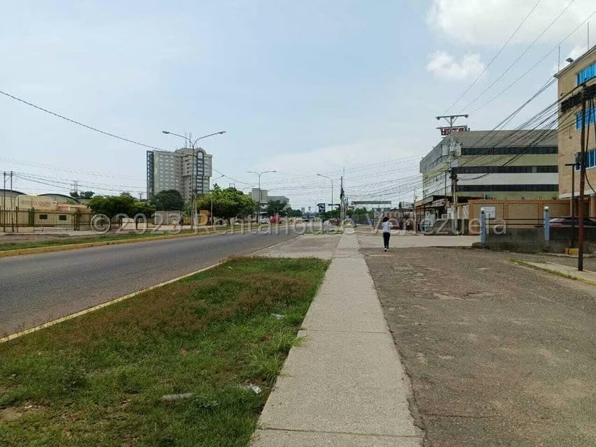 Comercial (Local Comercial) en Venta en Circunvalacion Dos, Zulia - 21