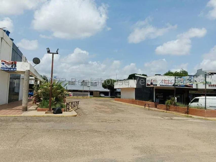 Comercial (Local Comercial) en Venta en Circunvalacion Dos, Zulia - 8