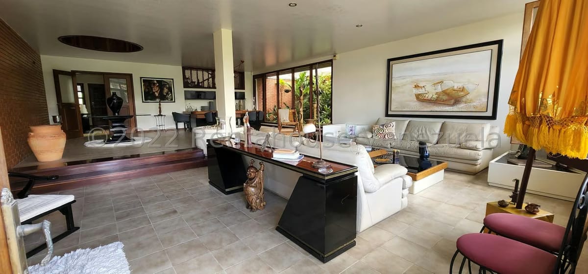 Casa (Multipes Niveles) en Venta en Lomas de La Lagunita, Distrito Metropolitano - 2