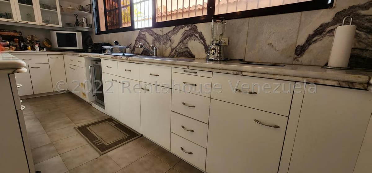 Casa (Multipes Niveles) en Venta en Lomas de La Lagunita, Distrito Metropolitano - 27