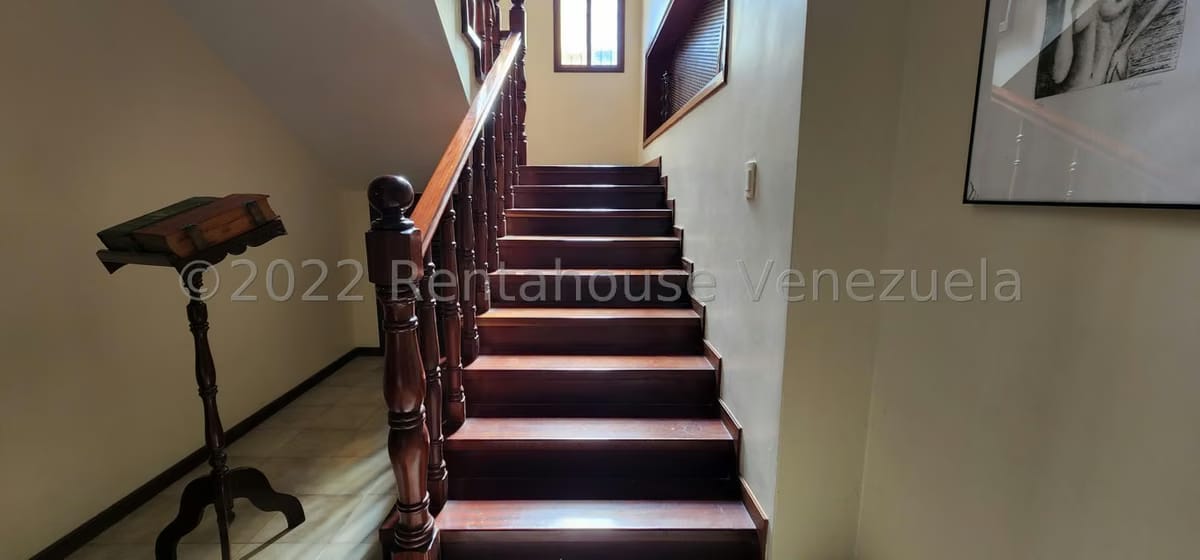 Casa (Multipes Niveles) en Venta en Lomas de La Lagunita, Distrito Metropolitano - 30