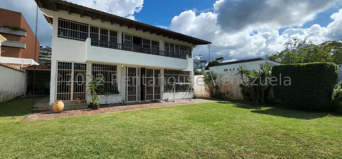 Casa (Multipes Niveles) en Venta en Lomas de La Lagunita, Distrito Metropolitano - 43
