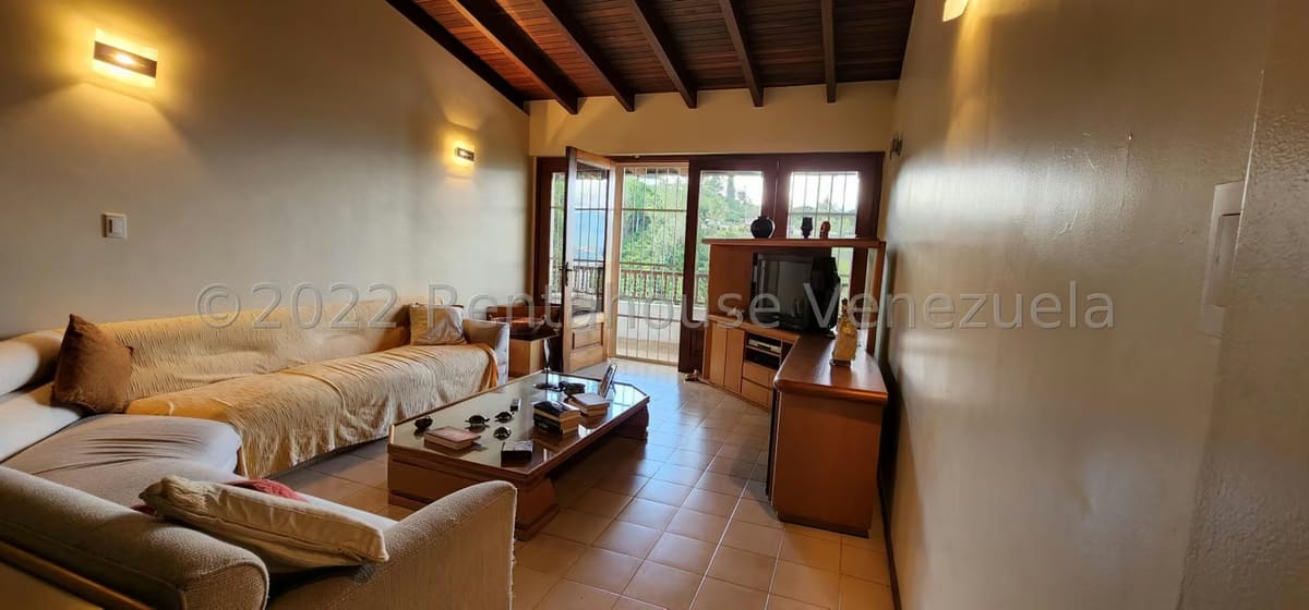 Casa (Multipes Niveles) en Venta en Lomas de La Lagunita, Distrito Metropolitano - 45