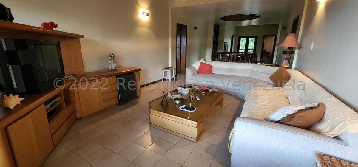 Casa (Multipes Niveles) en Venta en Lomas de La Lagunita, Distrito Metropolitano - 46