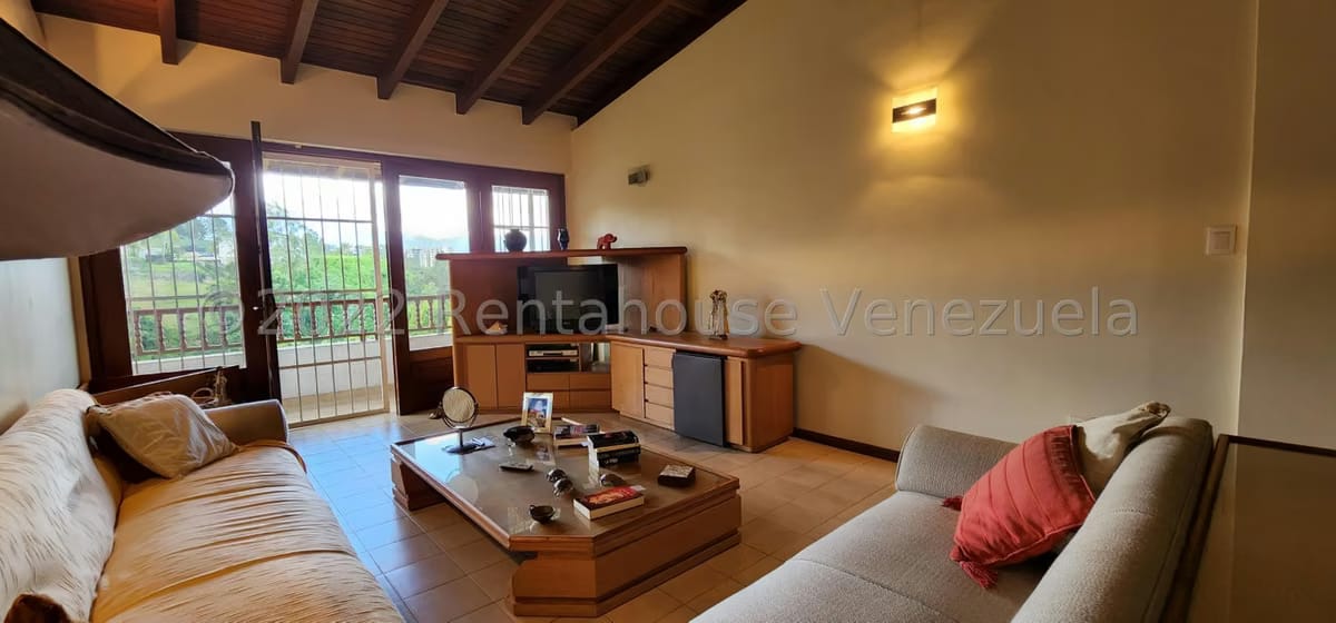 Casa (Multipes Niveles) en Venta en Lomas de La Lagunita, Distrito Metropolitano - 47