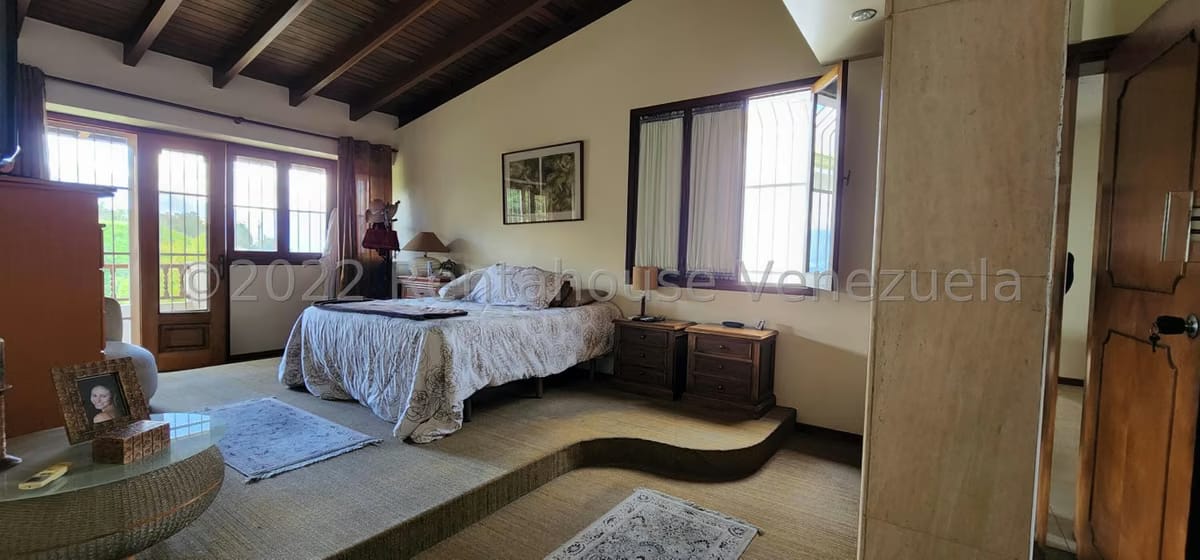 Casa (Multipes Niveles) en Venta en Lomas de La Lagunita, Distrito Metropolitano - 87