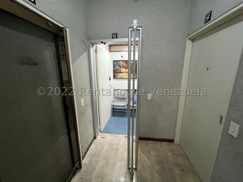 Comercial (Consultorio Medico) en Venta en Las Delicias de Sabana Grande, Distrito Metropolitano - 4