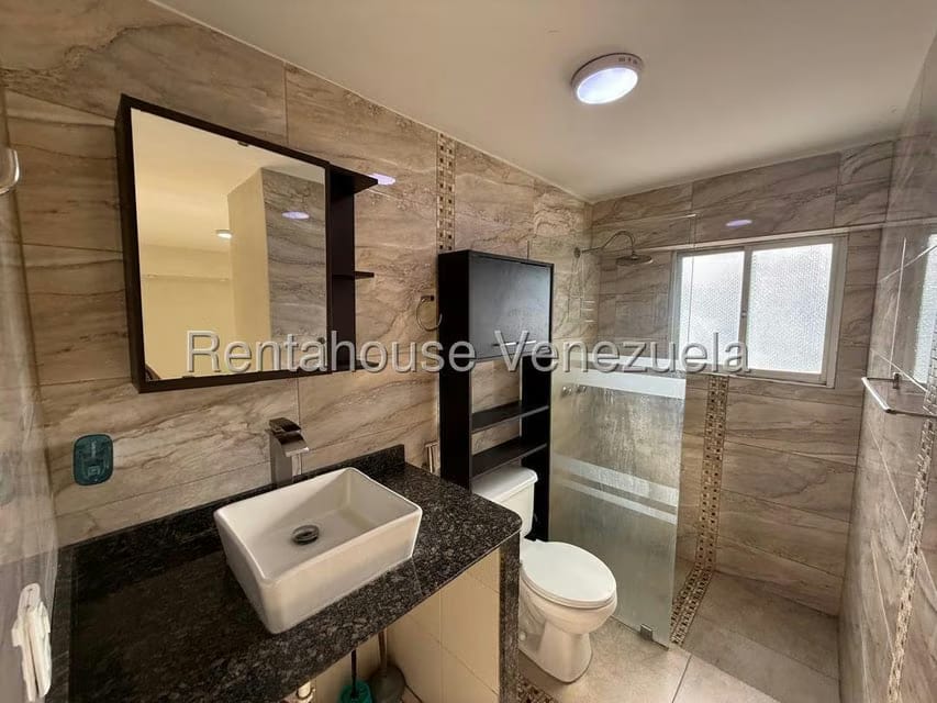 Apartamento (1 Nivel) en Venta en Parroquia San Jose, Distrito Metropolitano - 13