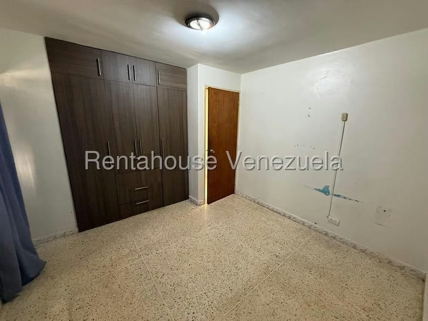 Apartamento (1 Nivel) en Venta en Parroquia San Jose, Distrito Metropolitano - 14