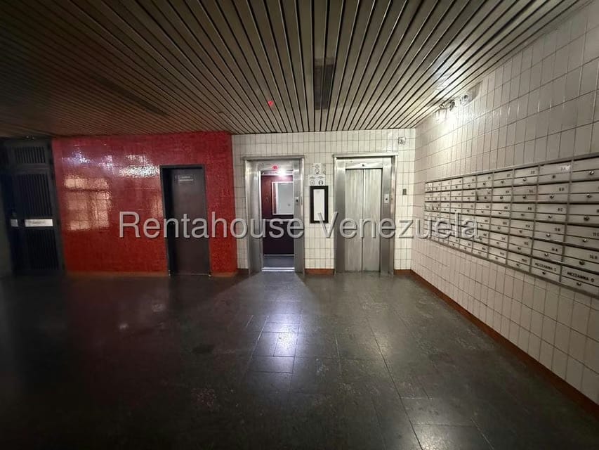 Apartamento (1 Nivel) en Venta en Parroquia San Jose, Distrito Metropolitano - 20