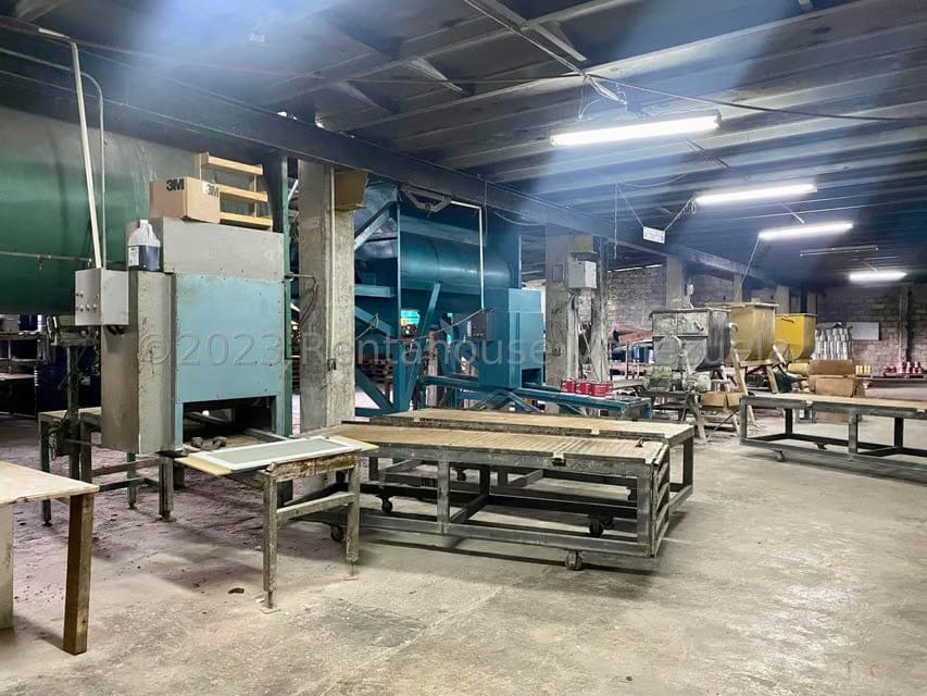 Negocios y Empresas (Automotores) en Venta en Mariche, Distrito Metropolitano - 4