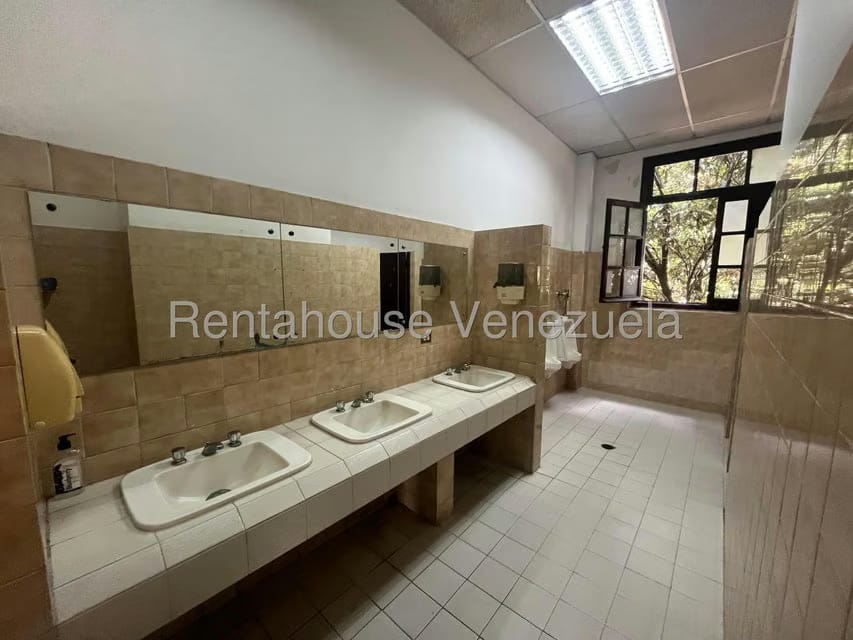 Comercial (Local Comercial) en Alquiler en Boleita Norte, Distrito Metropolitano - 9