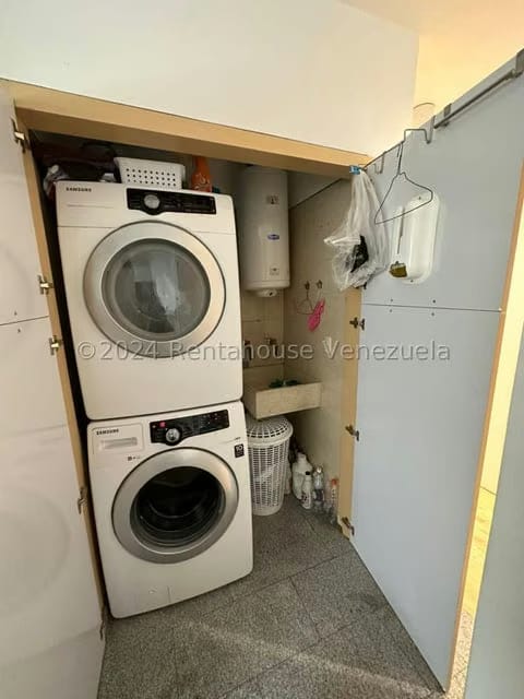 Apartamento (1 Nivel) en Venta en Oripoto, Distrito Metropolitano - 11
