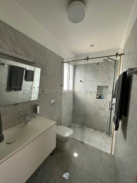 Apartamento (1 Nivel) en Venta en Oripoto, Distrito Metropolitano - 10