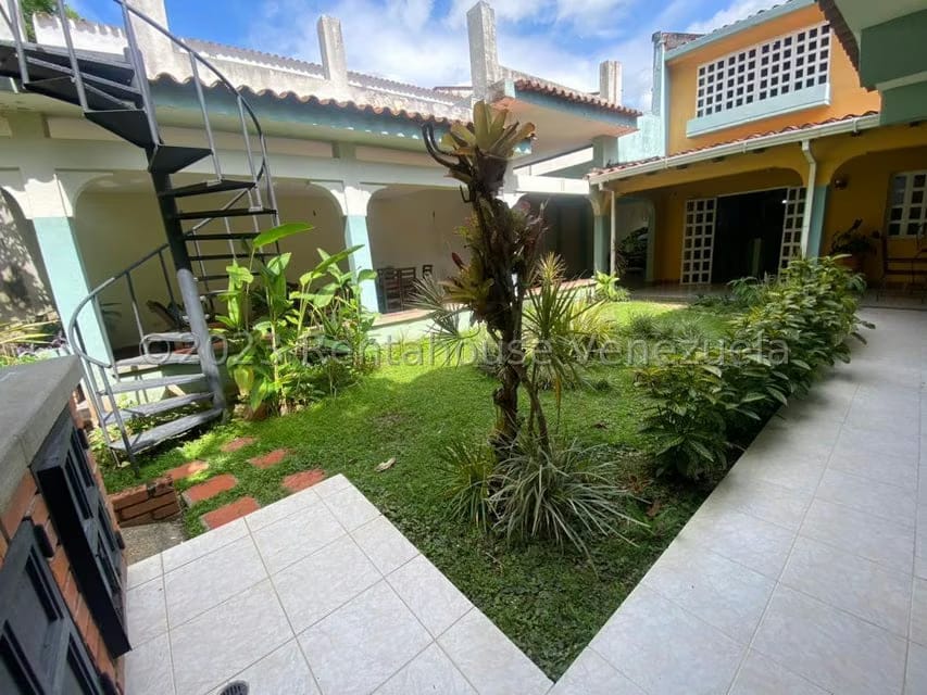Casa (Duplex) en Venta en Parque Mirador, Carabobo - 5