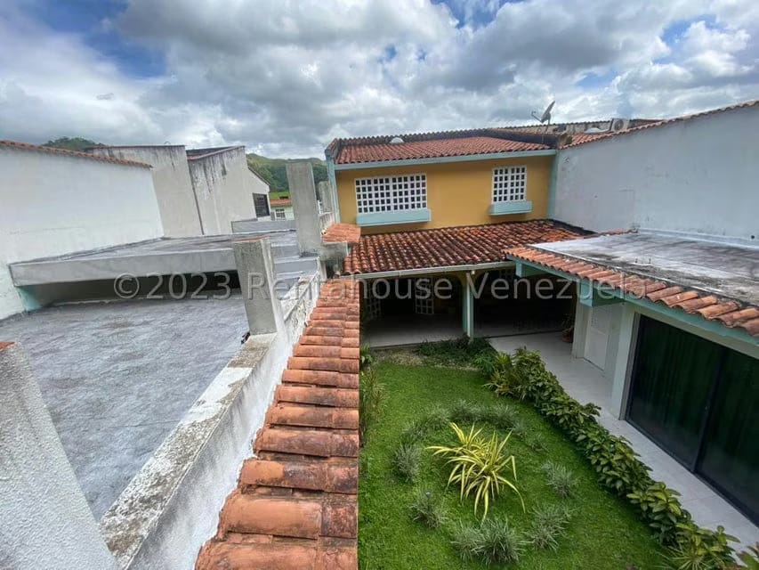 Casa (Duplex) en Venta en Parque Mirador, Carabobo - 9