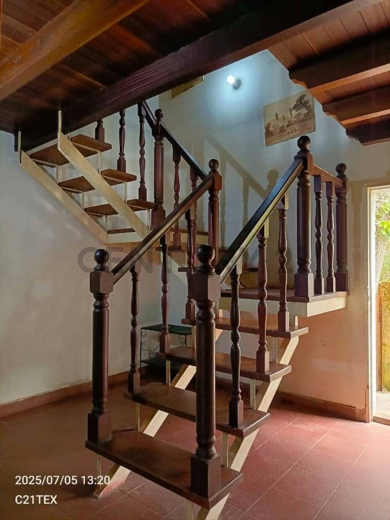 Se Vende Bello y Amplio Chalet en Caripe (San Agustin) - 3