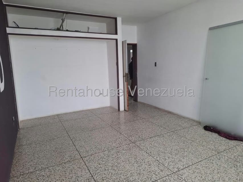 Comercial (Local Comercial) en Alquiler en Bararida, Lara - 12