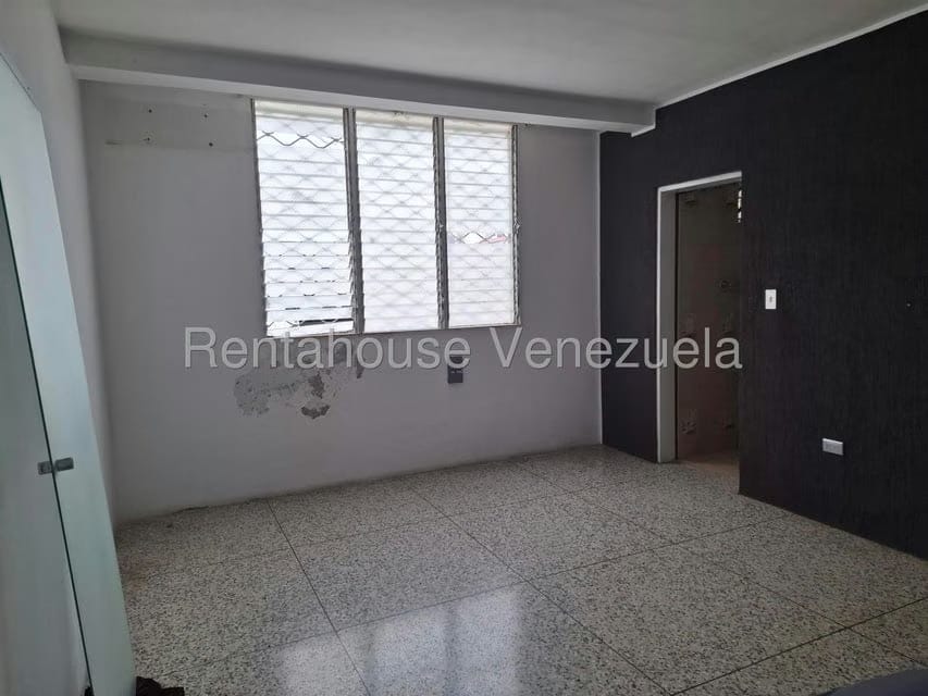 Comercial (Local Comercial) en Alquiler en Bararida, Lara - 13