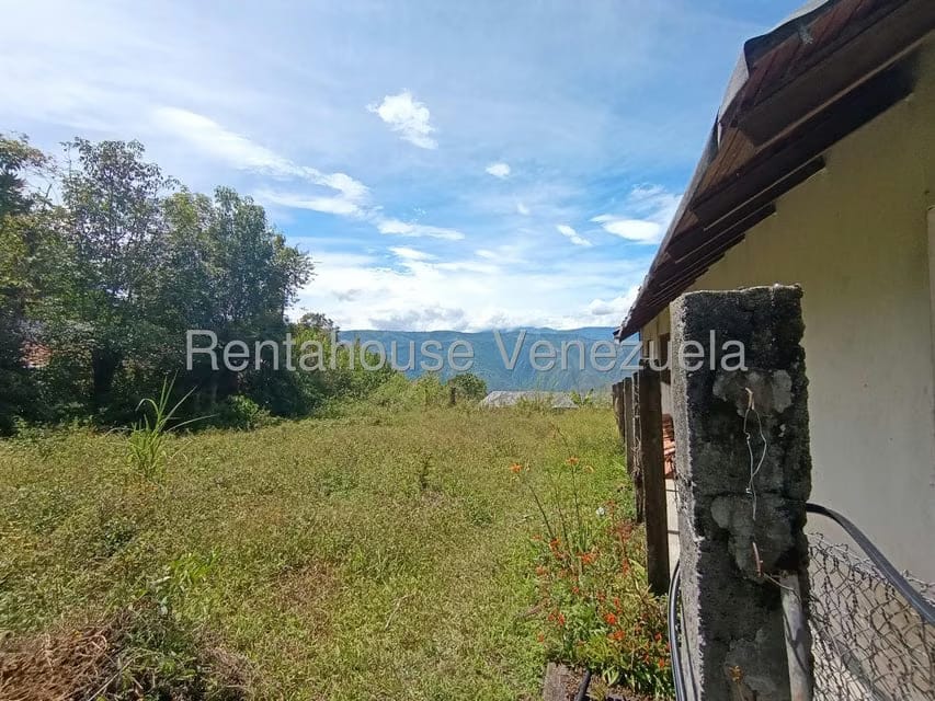 Casa (Finca) en Venta en Via Jaji, Merida - 11