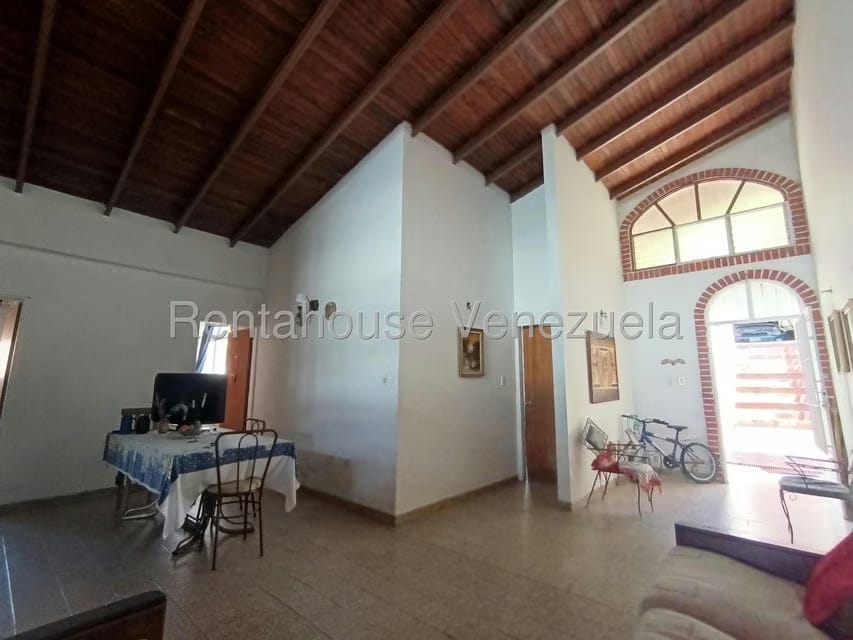 Casa (Finca) en Venta en Via Jaji, Merida - 13