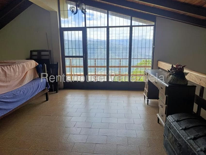 Casa (Finca) en Venta en Via Jaji, Merida - 36