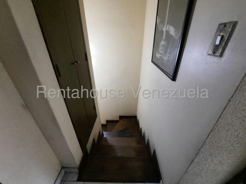 Apartamento (Duplex) en Venta en Colinas de Quinta Altamira, Distrito Metropolitano - 23